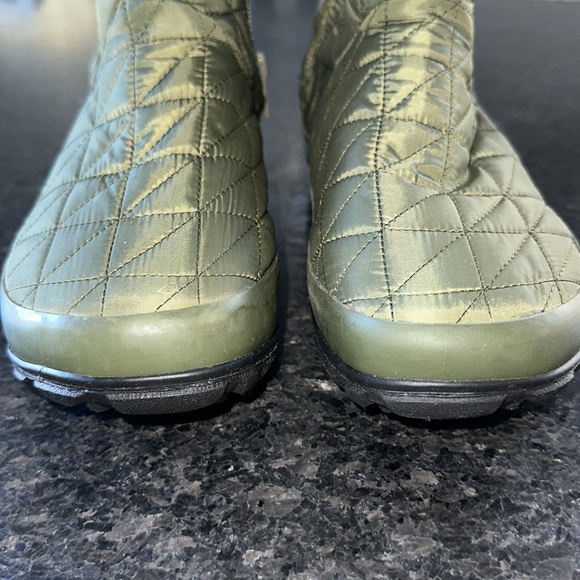 Bogs Snowday II short booties women’s size 6 - Picture 5 of 6